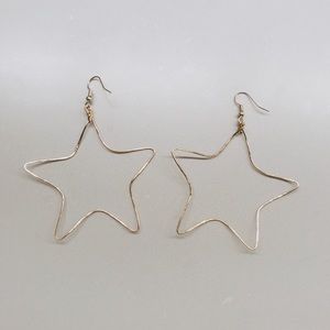 Hammered star earrings